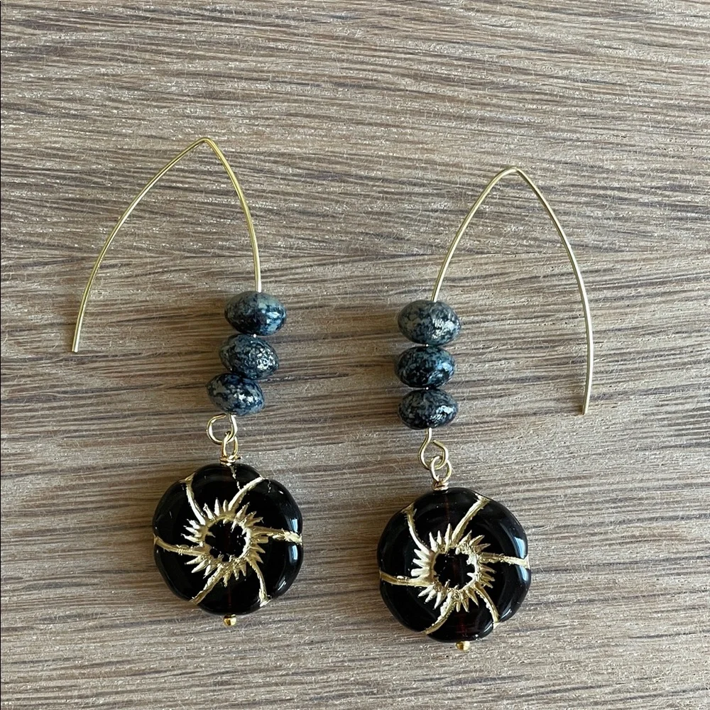 HAND CRAFTED BLACK & GOLD FLOWER CZECH GLASS EARRINGS Abstract Dangles